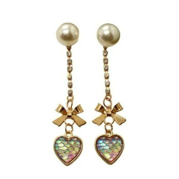 NEW Pink Hologram Heart Dangle Stud Earrings Mermaid White Rhinestone Gold NWT - Picture 6 of 6